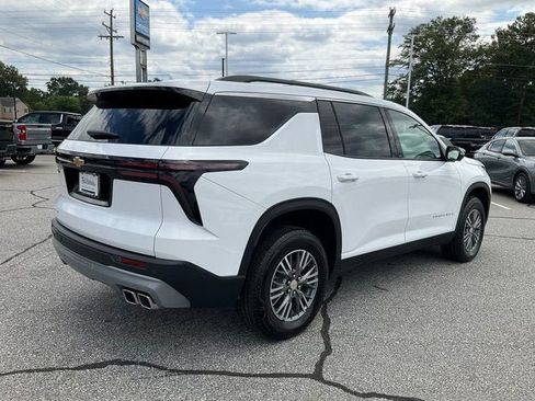 New 2026 Chevrolet Traverse LT w/ Driver Confidence Package image 23