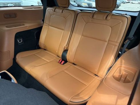 Used 2020 Lincoln Aviator Black Label Grand Touring w/ Class IV Trailer Tow Package AWD/4WD image 15