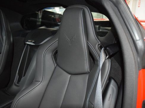 New 2026 Chevrolet Corvette Stingray Coupe w/ Z51 Performance Package RWD image 40