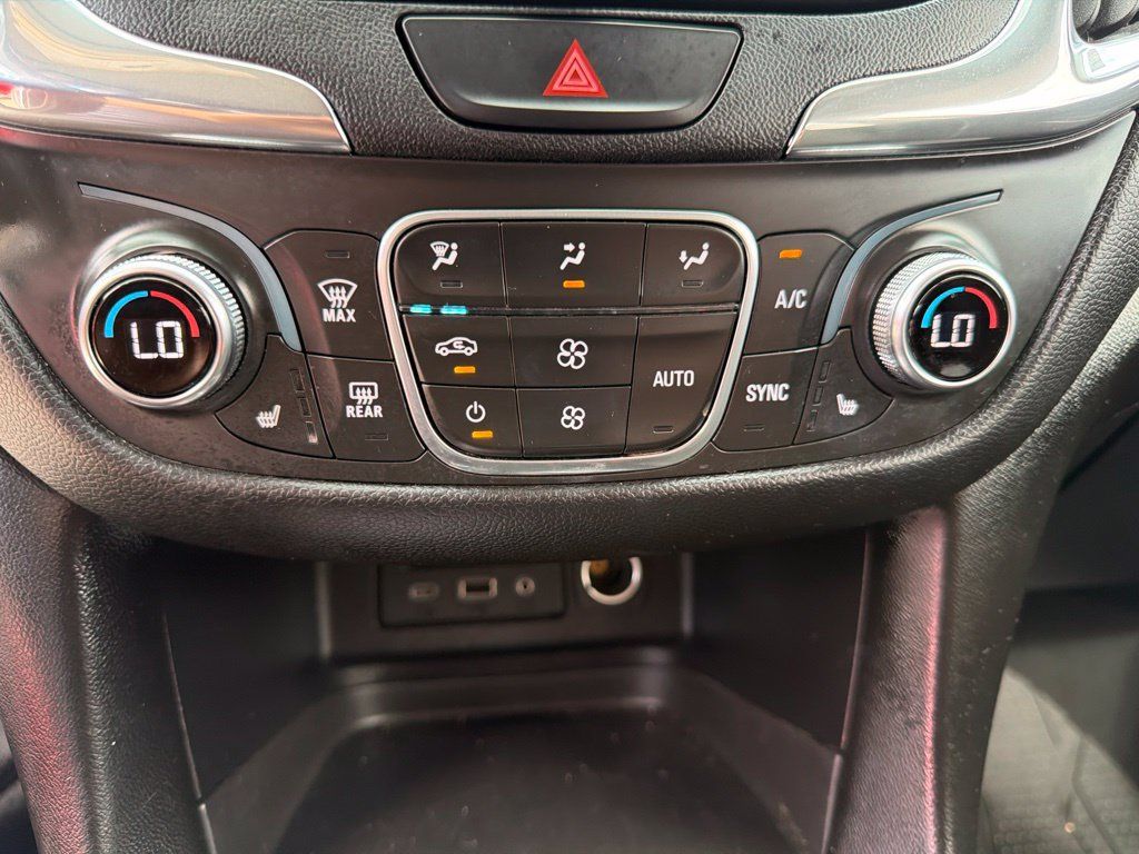 Used 2019 Chevrolet Equinox LT AWD/4WD image 30