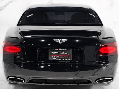 Used 2018 Bentley Flying Spur S W12 image 10