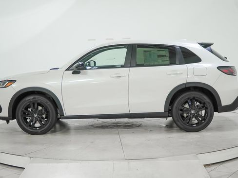 New 2026 Honda HR-V Sport image 4