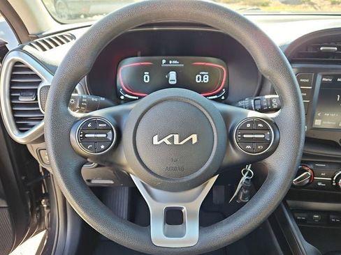 Used 2024 Kia Soul LX w/ Option Group 015 image 28