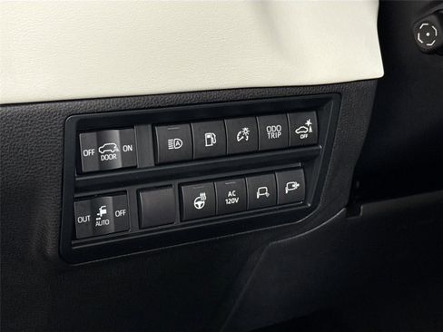 Certified 2023 Toyota Sequoia Capstone image 14