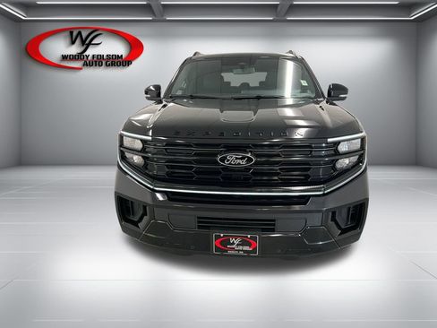 New 2026 Ford Expedition Platinum w/ Stealth Appearance Package AWD/4WD image 2