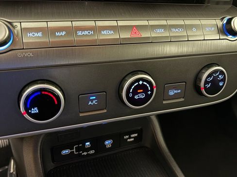 Used 2024 Hyundai Kona SE FWD image 28
