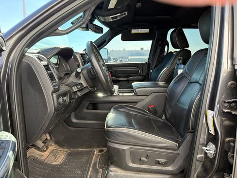 Used 2023 RAM 3500 Limited AWD/4WD image 2