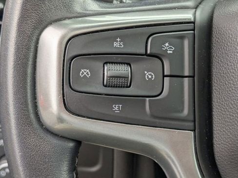 Used 2021 Chevrolet Suburban LT w/ Rear Media and Nav Package image 19