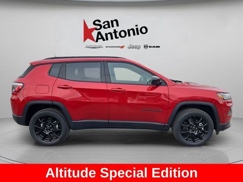 New 2026 Jeep Compass Latitude AWD/4WD image 9