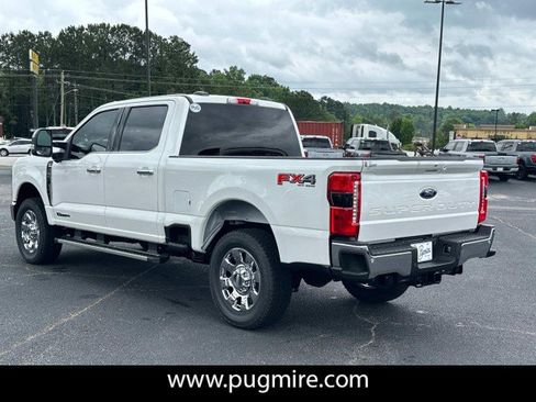 New 2025 Ford F250 Lariat w/ Chrome Package image 4