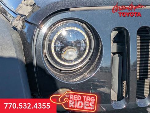 Used 2015 Jeep Wrangler Willys Wheeler image 10