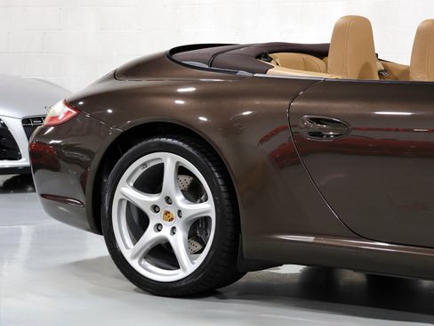 Used 2011 Porsche 911 Cabriolet image 60
