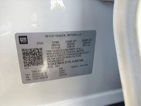 Used 2024 GMC Acadia Elevation image 28