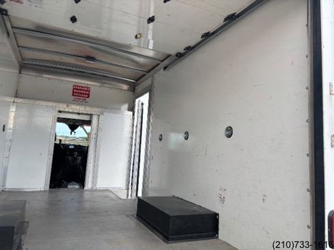 Used 2022 Ford Transit 350 DRW RWD image 24