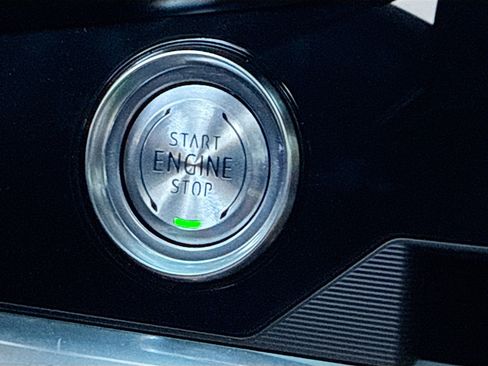 Used 2023 Chevrolet Corvette Z06 image 36