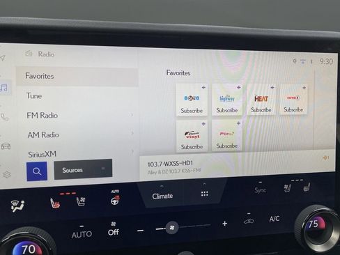 Used 2024 Lexus GX 550 image 24