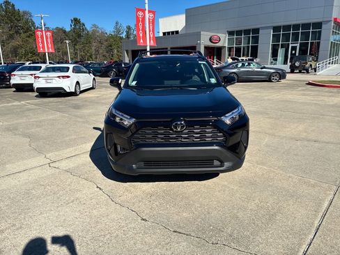 New 2025 Toyota RAV4 XLE image 10