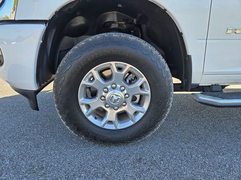 Used 2024 RAM 2500 Laramie AWD/4WD image 27