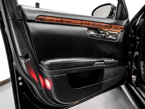 Used 2009 Mercedes-Benz S 550 S 550 image 49