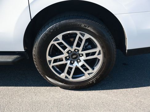 Used 2025 Ford Expedition Max Active AWD/4WD image 10