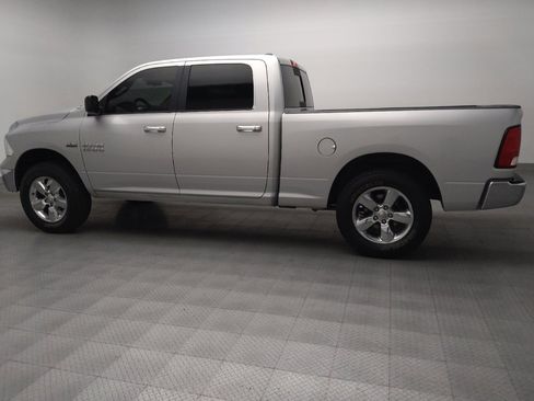 Used 2017 RAM 1500 Classic SLT AWD/4WD image 3