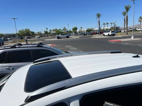Used 2015 Toyota RAV4 XLE FWD image 5