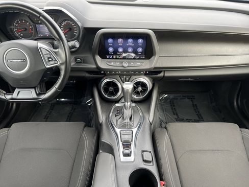 Used 2022 Chevrolet Camaro LT image 31