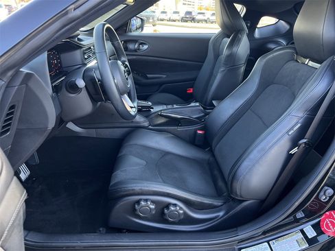 Certified 2024 Nissan Z Performance w/ Floor Mat Package image 23