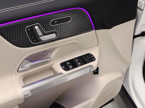 Certified 2025 Mercedes-Benz GLB 250 GLB 250 image 22