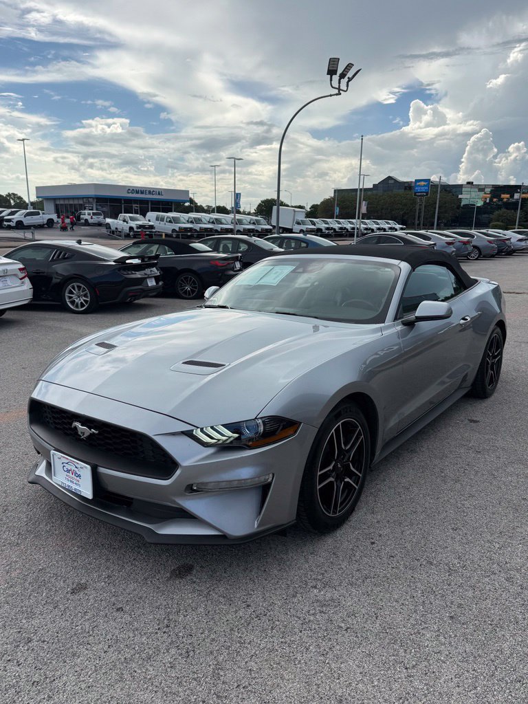 Used 2023 Ford Mustang Premium RWD image 3