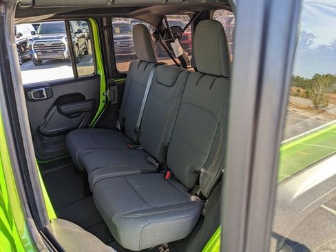 Used 2026 Jeep Wrangler Sport AWD/4WD image 34