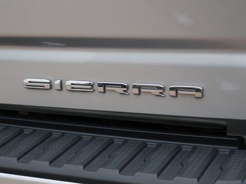 Used 2022 GMC Sierra 2500 Denali image 21