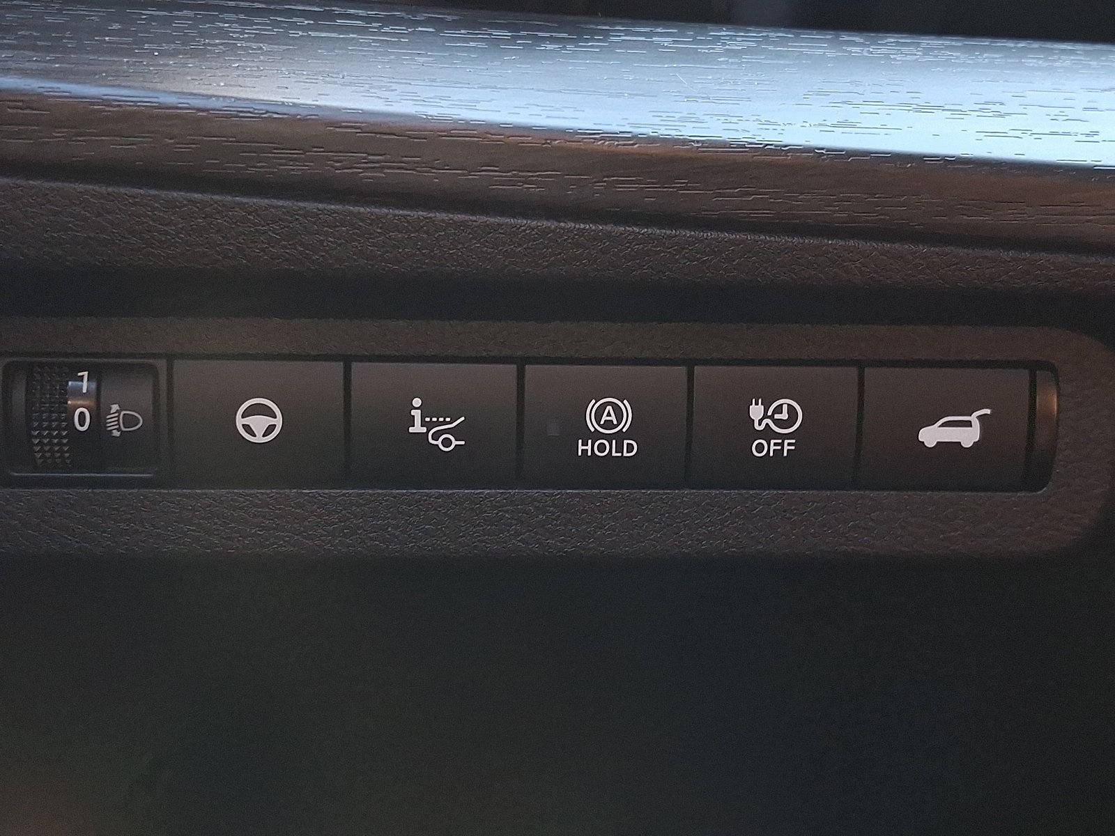 Certified 2023 Nissan Ariya AWD image 24