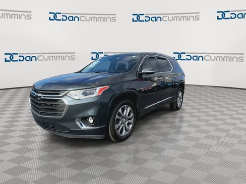 Used 2020 Chevrolet Traverse Premier FWD image 4