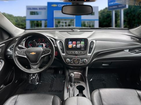 Certified 2018 Chevrolet Malibu LT w/ Leather Package FWD image 31