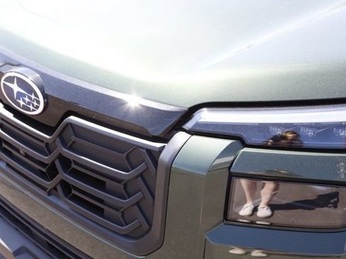 Certified 2026 Subaru Outback Touring AWD/4WD image 11