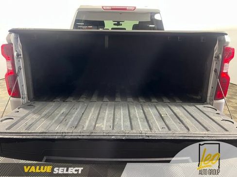 Used 2021 Chevrolet Silverado 1500 LT AWD/4WD image 10