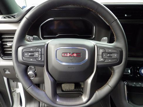 Used 2025 GMC Sierra 1500 AT4 w/ Technology Package image 59