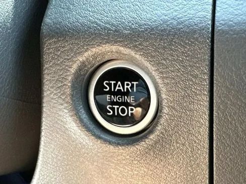 Used 2025 Nissan Frontier Pro-X RWD image 41