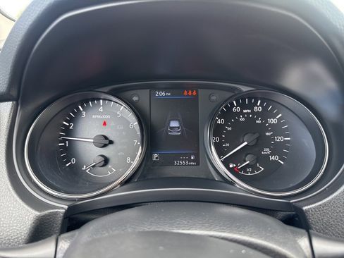 Used 2022 Nissan Rogue Sport SV image 26