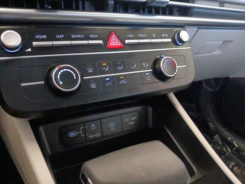 Certified 2025 Hyundai Tucson SE FWD image 21