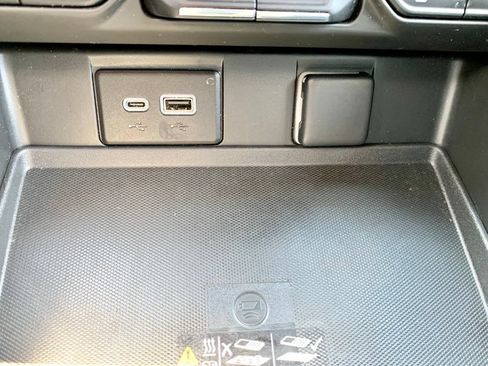 Used 2024 Chevrolet Tahoe LT RWD image 46
