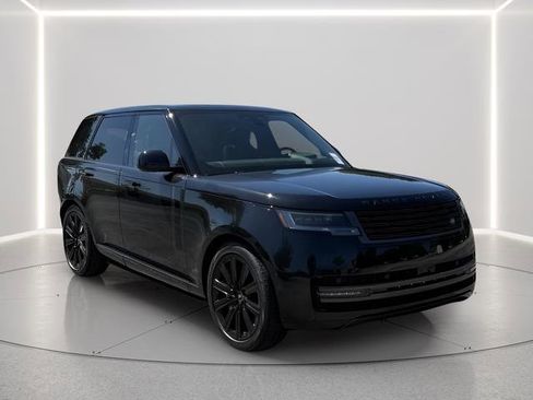 New 2025 Land Rover Range Rover SE image 7