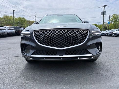 Used 2024 Genesis GV70 2.5T w/ Select Package AWD/4WD image 2