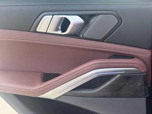 Used 2025 BMW X6 M60i w/ Parking Assistance Package image 18