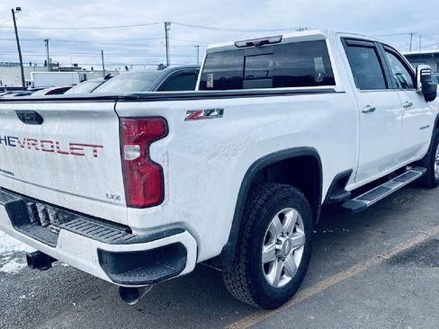 Used 2021 Chevrolet Silverado 3500 LTZ w/ Z71 Chrome Sport Edition image 4
