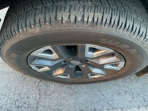 Used 2023 Nissan Titan Platinum Reserve w/ Moonroof Package image 8