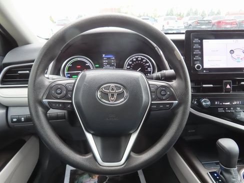 Used 2023 Toyota Camry LE image 30