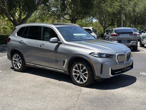 Certified 2024 BMW X5 sDrive40i w/ Parking Assistance Package RWD image 2