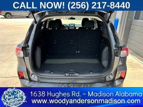 Used 2021 Ford Escape SE w/ SE Sport Appearance Package FWD image 6